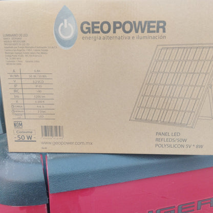 REFLECTOR SOLAR 50W 6500K REFLEDS/50W GEOPOWER LUZ FRIA AUTONOMO CON PANEL Y HERRAJES INCLUIDO